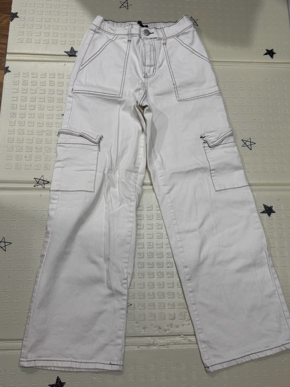 Forever 21 Men’s White Cargo Work Pants
